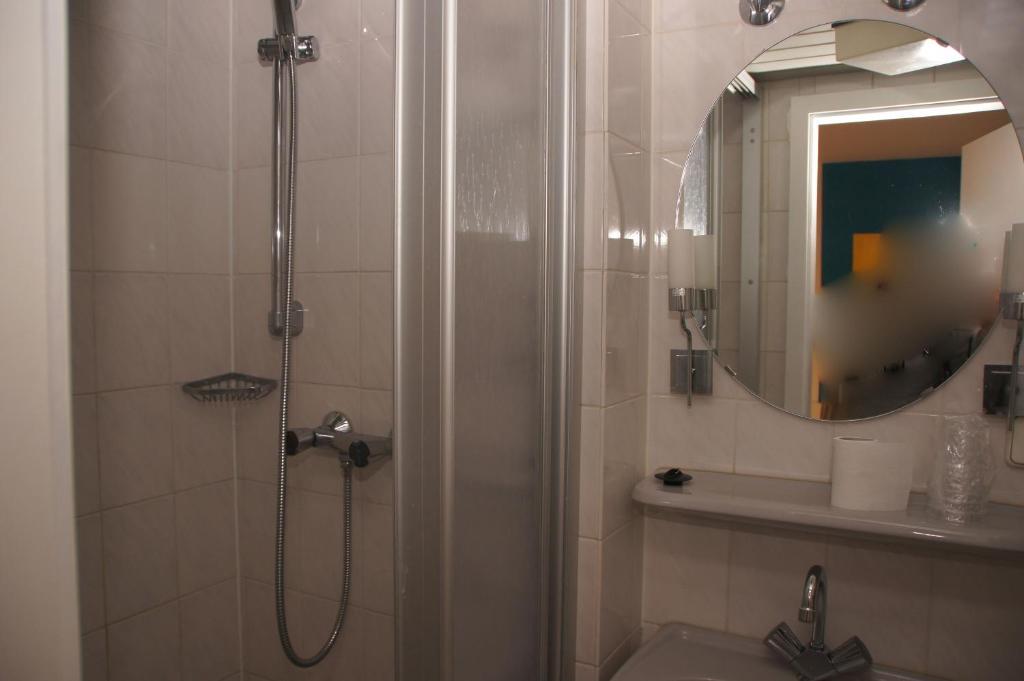 Hotel Paseo Aachen Værelse billede